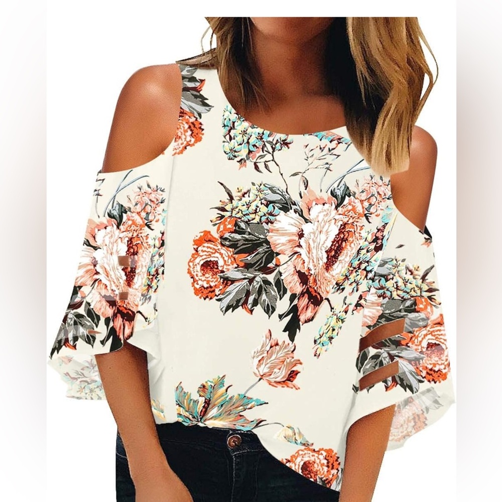 Women’s mesh 3/4 sleeve floral ivory top. Sz M
